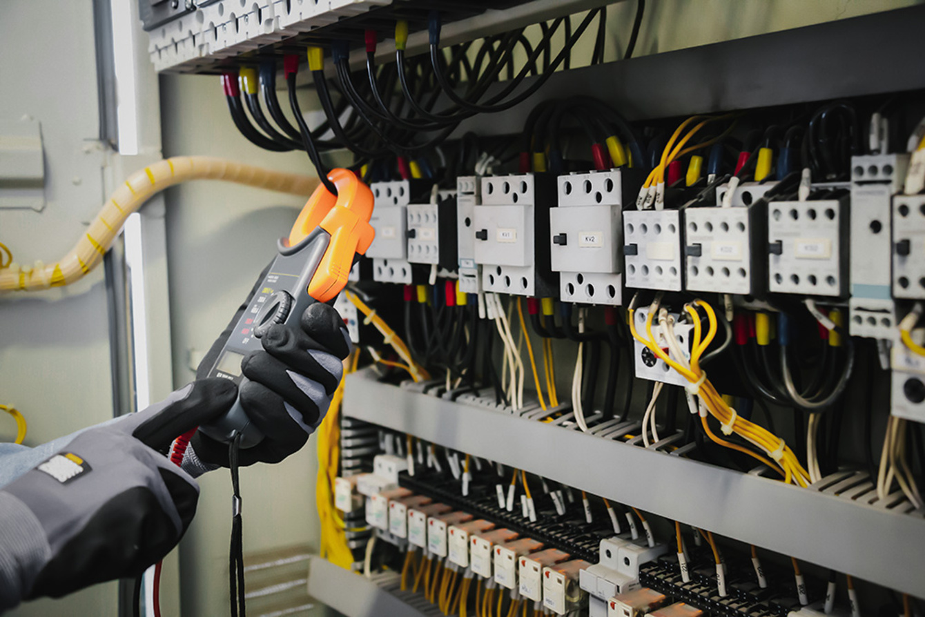 DGUV Vorschrift 3-Check bei M. Mauser Elektrotechnik GmbH in Michelbach an der Bilz
